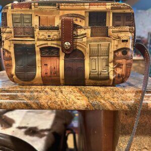 Patricia Nash Excellent Condition Leather Doorways to Italy Crossbody Alessa